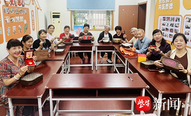 扬子晚报报道江苏悦心孝德乐龄生活系列主题活动